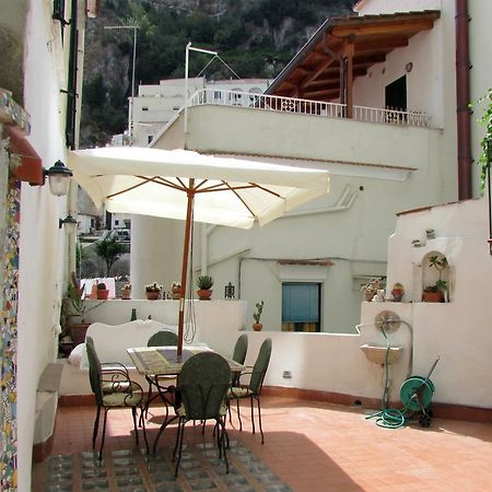 Flora Hotel Atrani Exterior foto